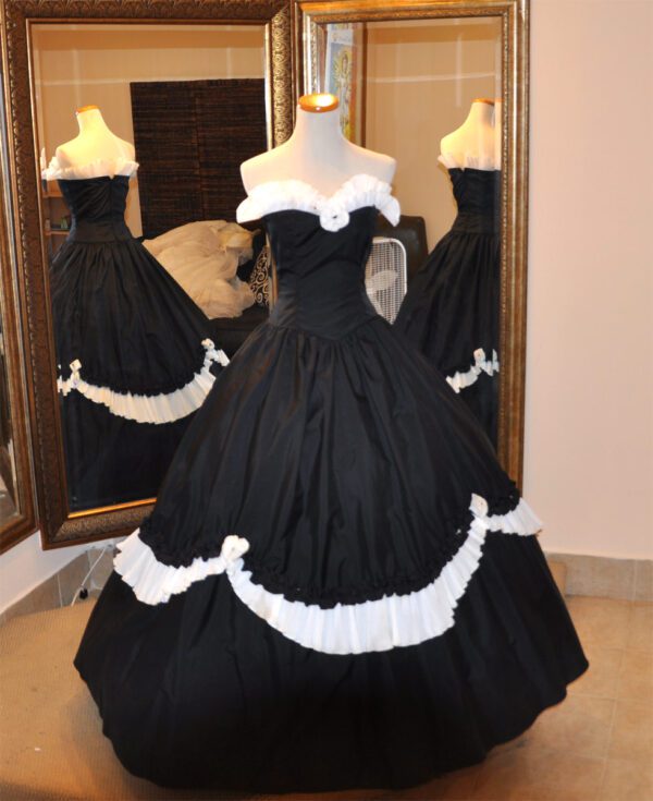 Antebellum Dresses